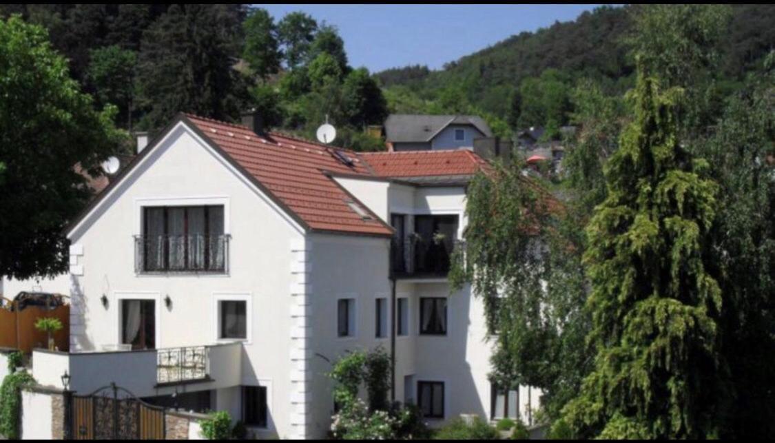 Pension Artstetten 외부 사진