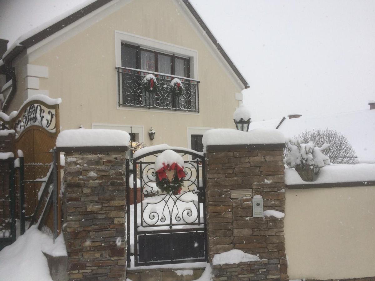 Pension Artstetten 외부 사진