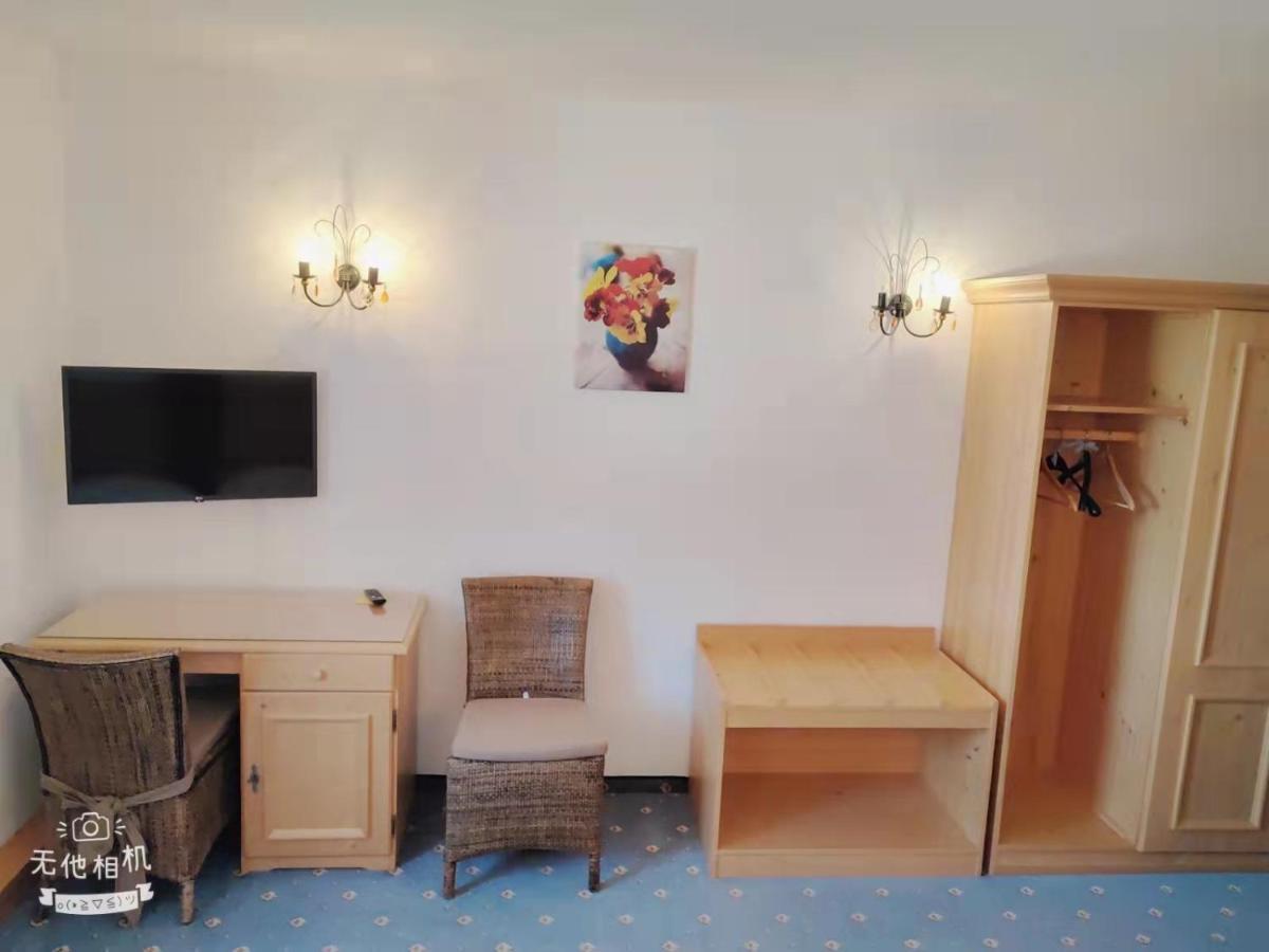 Pension Artstetten 외부 사진